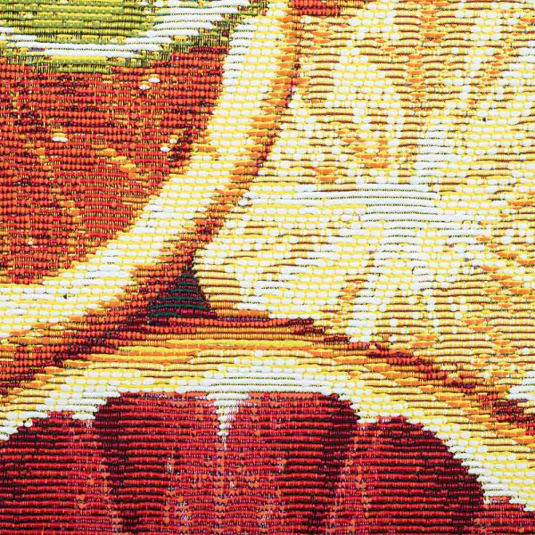 Bunte Zitrusfrüchte wie Orangen, Limetten und Grapefruits sind auf einem runden Teppich mit sommerlichem Design angeordnet. Die Farben sind lebhaft und ansprechend.