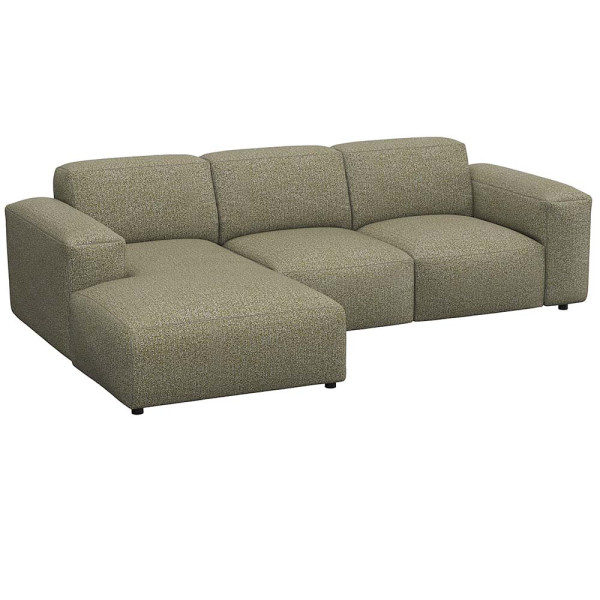 Graues Sofa LUCERA mit Chaiselongue. Es besteht aus hochwertigen Materialien und bietet eine moderne, komfortable Sitzgelegenheit für Wohnzimmer. Das Design ist geradlinig und ansprechend.