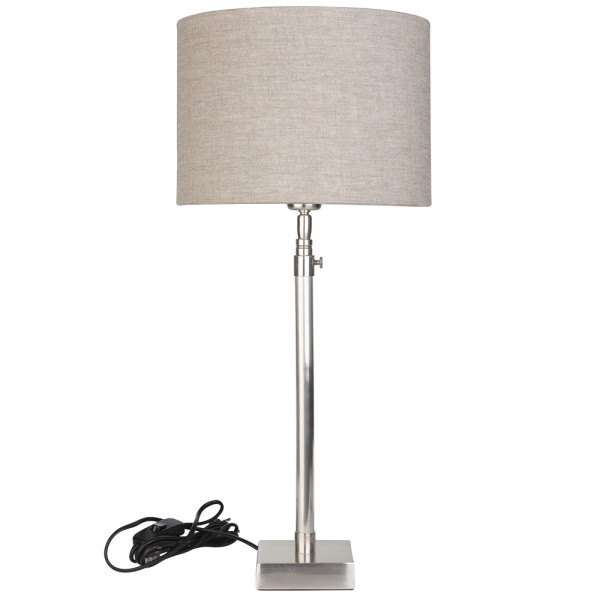 Silberner Lampenfuß, 35 cm hoch, mit einem quadratischen Fuß und einem Kabel, bereit für eine passende Leuchte. Preis: 54,99 € inkl. MwSt.