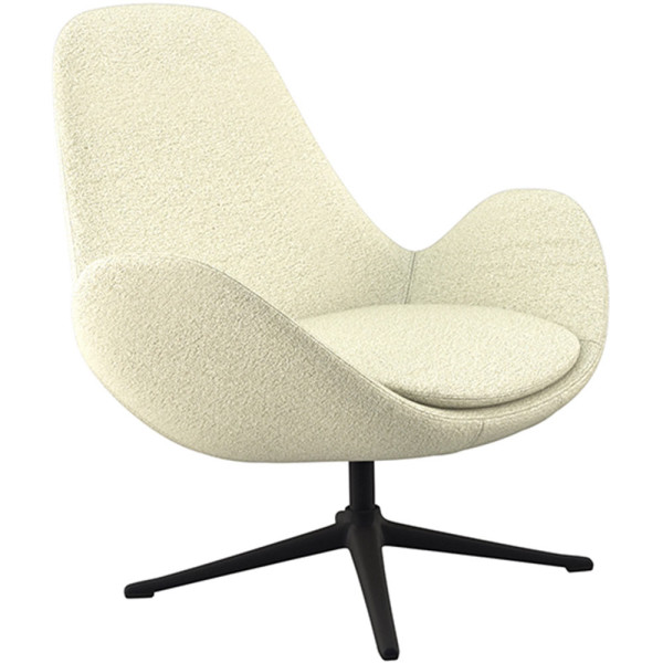 Ein weißer Sessel mit geschwungenem Design und schwarzem Metallfuß steht bereit. Der Sessel bietet einen komfortablen Platz zum Sitzen und Entspannen.