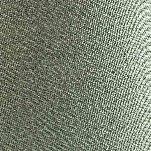 Ovaler Lampenschirm aus Leinen in Mintgrün mit helleren Nähten. Der Schirm hat einen klassischen, eleganten Look und ist sofort versandfertig zu einem Preis von 27,99 €.