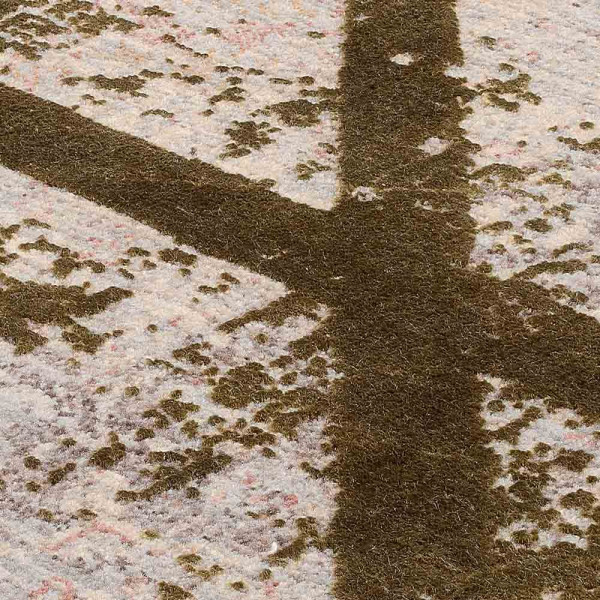 Moderner Kurzflor-Teppich Arizona liegt flach ausgebreitet, mit einem designbetonten Muster aus Linien in Brauntönen. Die Farben schaffen eine stilvolle 3D-Optik auf einem hellen Hintergrund.