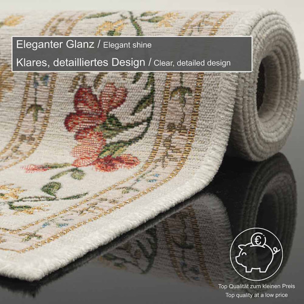 Drei Teppiche mit floralen Mustern in hellen Farbtönen liegen nebeneinander. Der rechte Teppich ist lang und schmal, während die anderen beiden rechteckig sind.