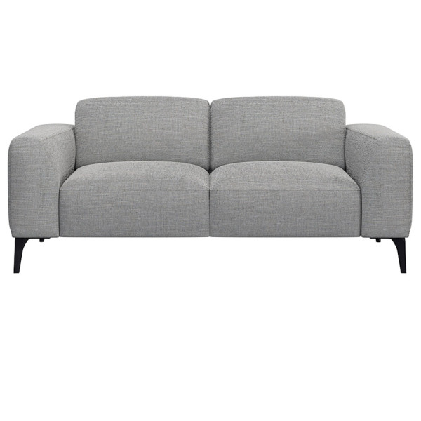 Schwarzes Sofa VOLUZZI mit modernen Designs, zwei Sitzflächen und geraden Armlehnen steht auf schmalen Füßen. Es ist für individuelle Gestaltung und hochwertige Materialien konzipiert.
