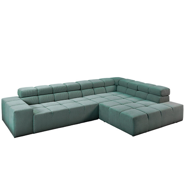 Grünes Cordsofa Oregon mit rechteckigen, gepolsterten Elementen. Die Sitzfläche ist komfortabel und modular gestaltet, ideal für moderne Wohnräume.