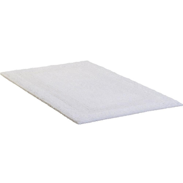 Weißer Badteppich Pia Hellström aus Baumwolle mit einer strukturierten Oberfläche und rechteckiger Form. Der Teppich ist für den sofortigen Versand verfügbar.