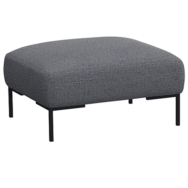 Beige Hocker SAVA mit quadratischem Polster und schwarzem Metallgestell steht auf einem Boden. Der Hocker eignet sich zur individuellen Gestaltung und wird professionell gefertigt.