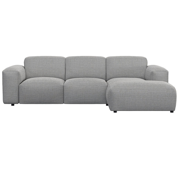 Graues Sofa LUCERA mit Chaiselongue. Es besteht aus hochwertigen Materialien und bietet eine moderne, komfortable Sitzgelegenheit für Wohnzimmer. Das Design ist geradlinig und ansprechend.