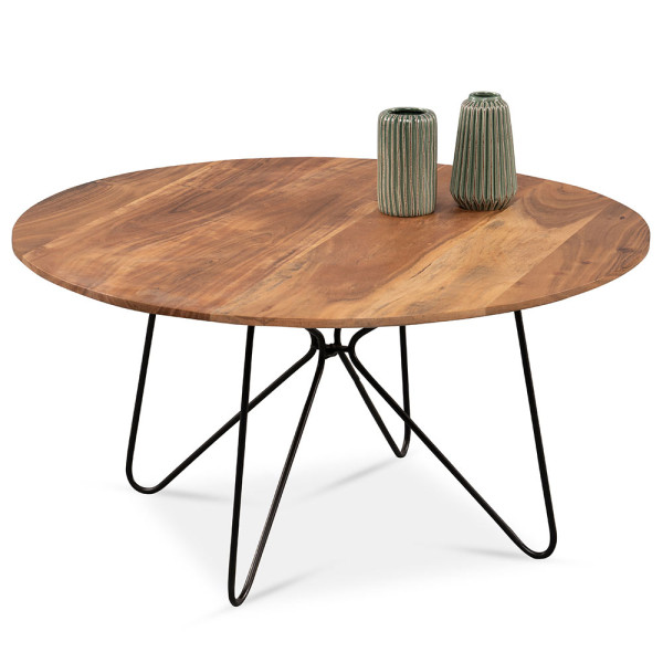 Runder Beistelltisch aus Holz mit metallenen, verschiedenen Beinen. Der Tisch hat eine natürliche Holzmaserung und passt gut in moderne Wohnzimmer. Der Durchmesser beträgt 50 cm.