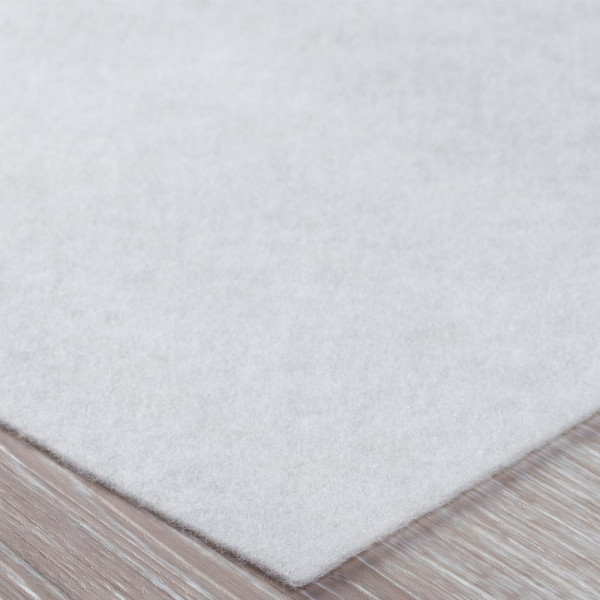 Rutsch-Stopp-Matte aus Vlies mit Produktinformation. Diese Matte ist für Glatt- und Textilböden geeignet. Sie ist bodenschonend und einfach zuschneidbar. Größen sind angegeben.