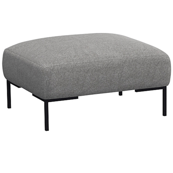 Beige Hocker SAVA mit quadratischem Polster und schwarzem Metallgestell steht auf einem Boden. Der Hocker eignet sich zur individuellen Gestaltung und wird professionell gefertigt.