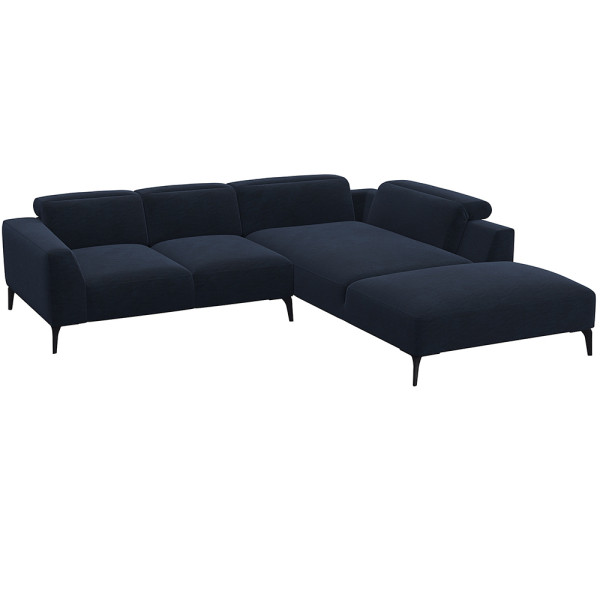 Graues Ecksofa aus hochwertigem Material mit offenen Enden und modernen, schlanken Beinen. Es bietet komfortable Sitzfläche und hohe Rückenkissen für optimalen Sitzkomfort.
