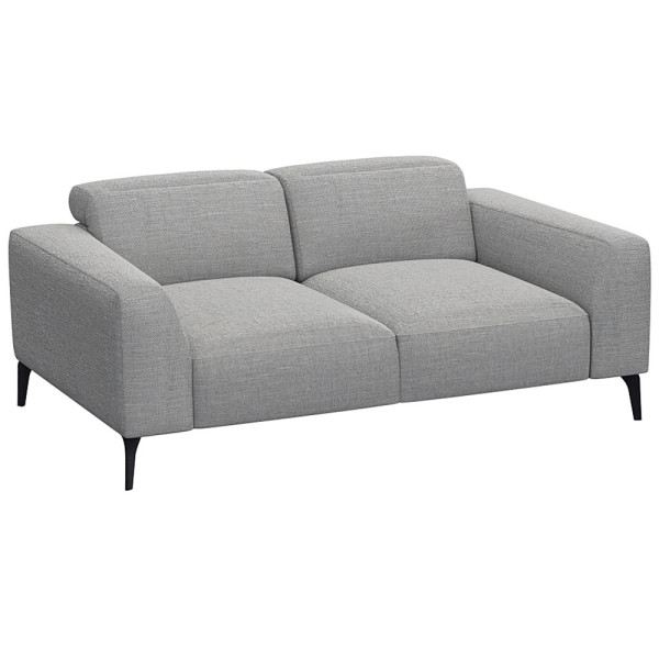 Schwarzes Sofa VOLUZZI mit modernen Designs, zwei Sitzflächen und geraden Armlehnen steht auf schmalen Füßen. Es ist für individuelle Gestaltung und hochwertige Materialien konzipiert.
