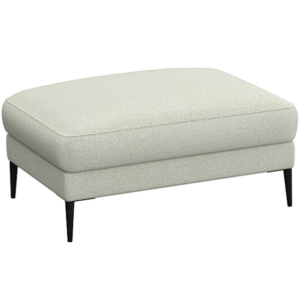 Hocker BELLE in orangefarbener, samtiger Polsterung mit vier schwarzen, schlanken Beinen. Er dient als stilvolles Möbelstück zur individuellen Gestaltung.
