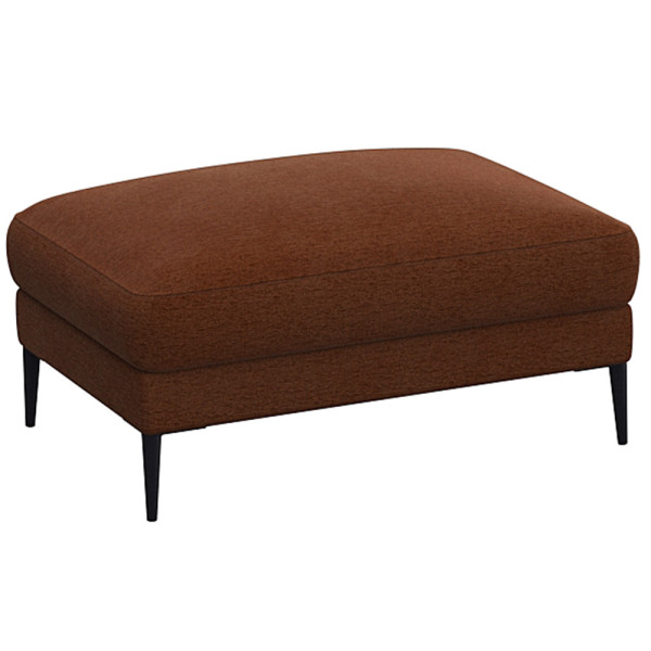 Hocker BELLE in orangefarbener, samtiger Polsterung mit vier schwarzen, schlanken Beinen. Er dient als stilvolles Möbelstück zur individuellen Gestaltung.